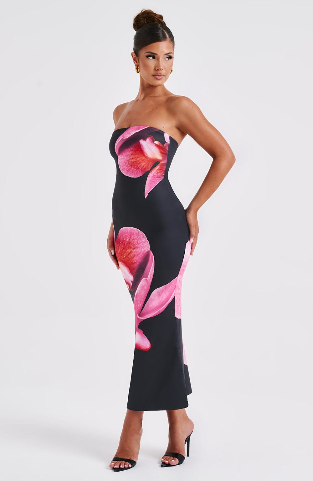 Vestido Midi Allegra - Estampado Floral Negro