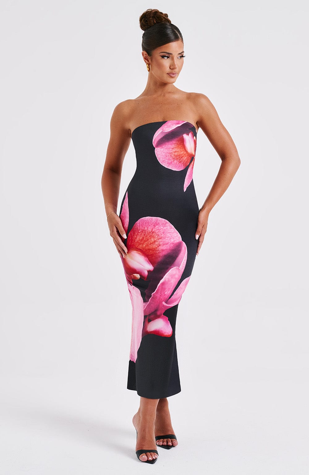 Vestido Midi Allegra - Estampado Floral Negro