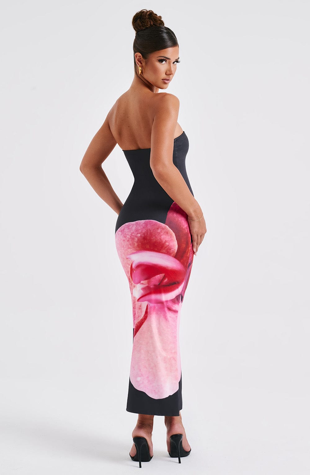 Vestido Midi Allegra - Estampado Floral Negro