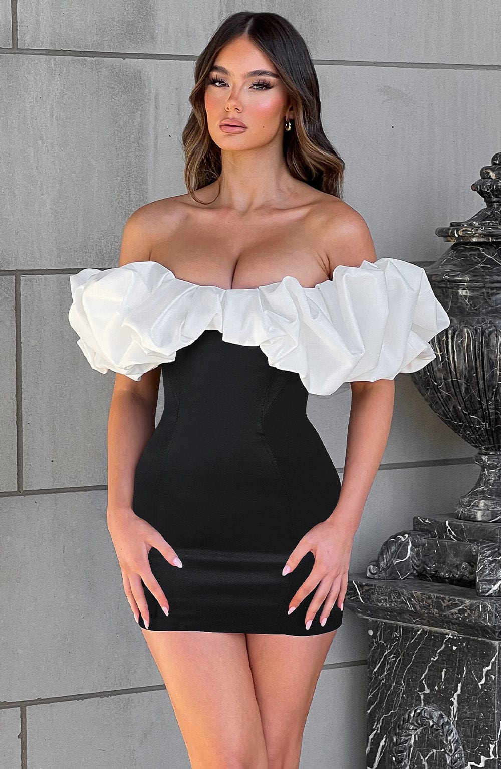 Vestido Mini Allie - Negro/Blanco