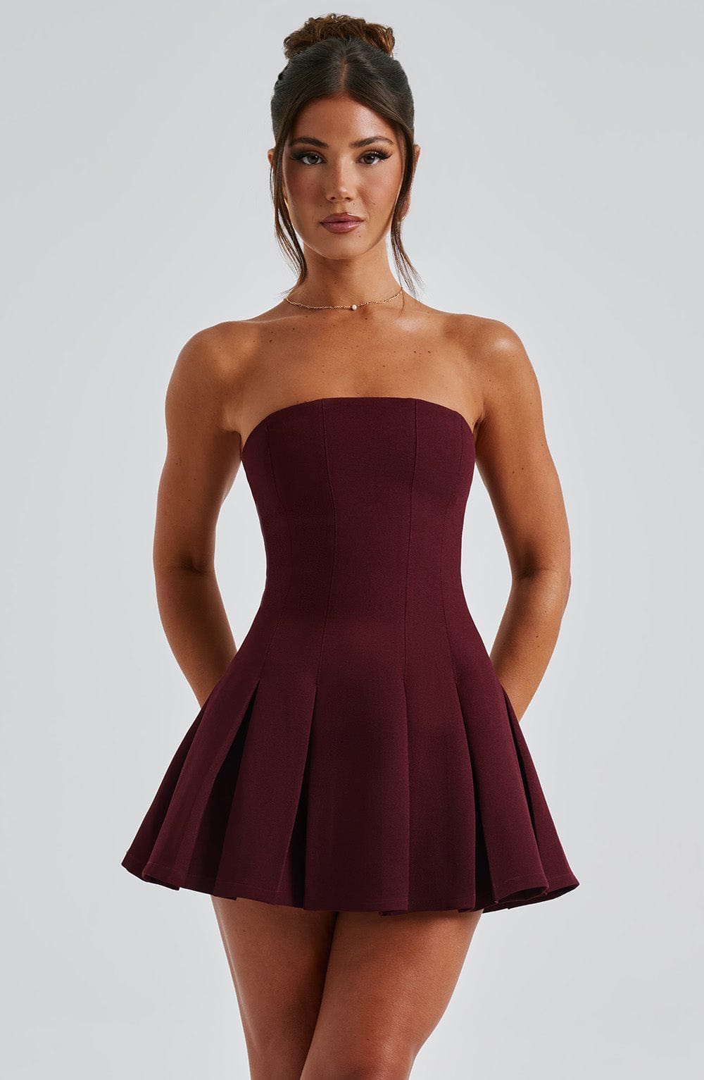 Vestido Mini Bryony - Laca de Cereza
