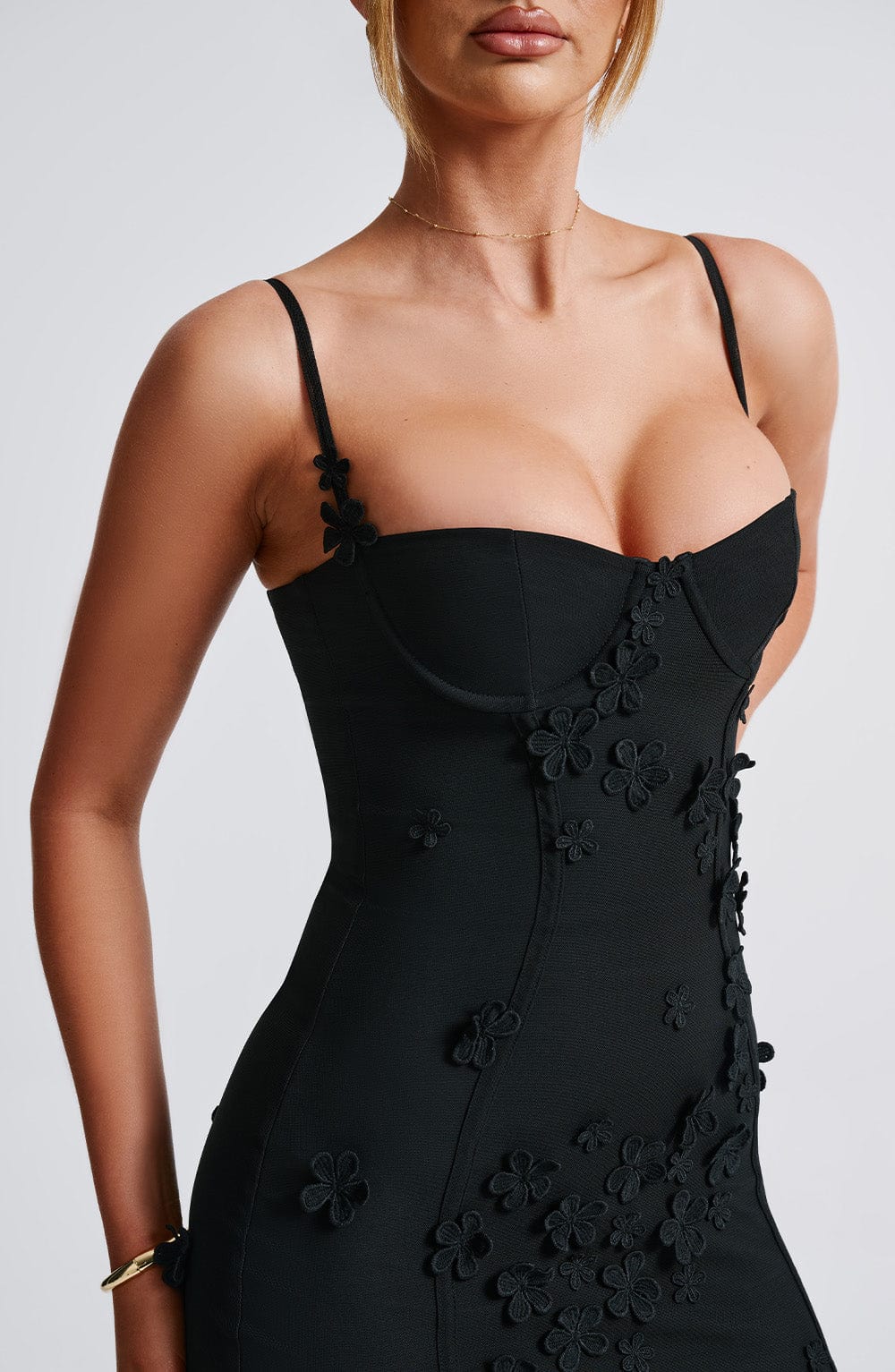 Vestido Maxi Dalary - Forrado en Negro