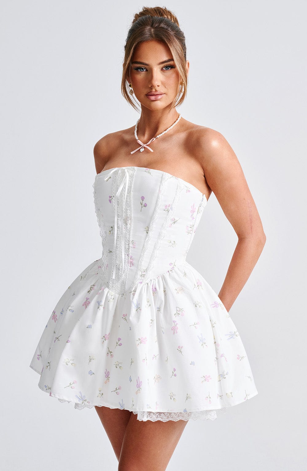 Vestido Mini Evie - Blanco con Estampado Floral Multicolor