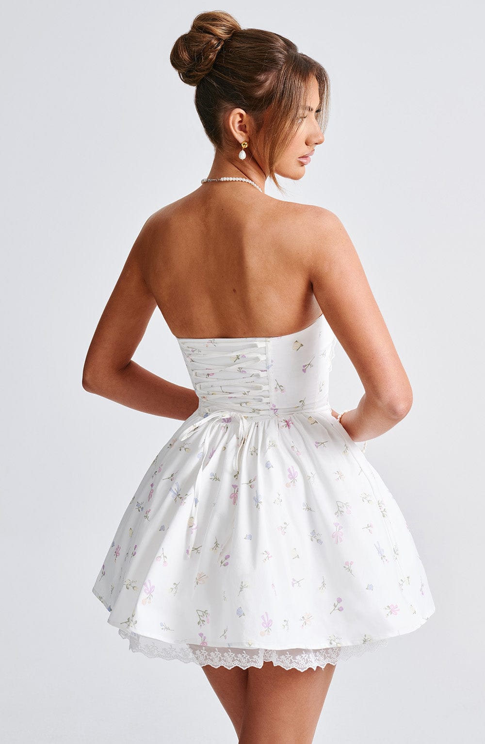 Vestido Mini Evie - Blanco con Estampado Floral Multicolor