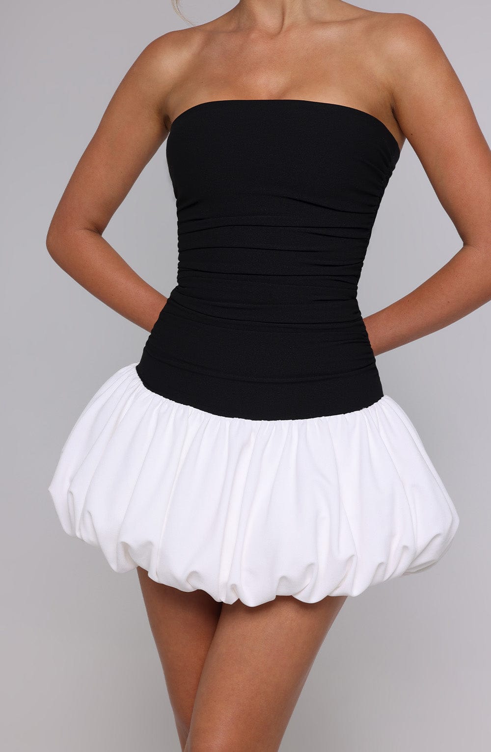 Vestido Mini Gemma - Negro/Blanco
