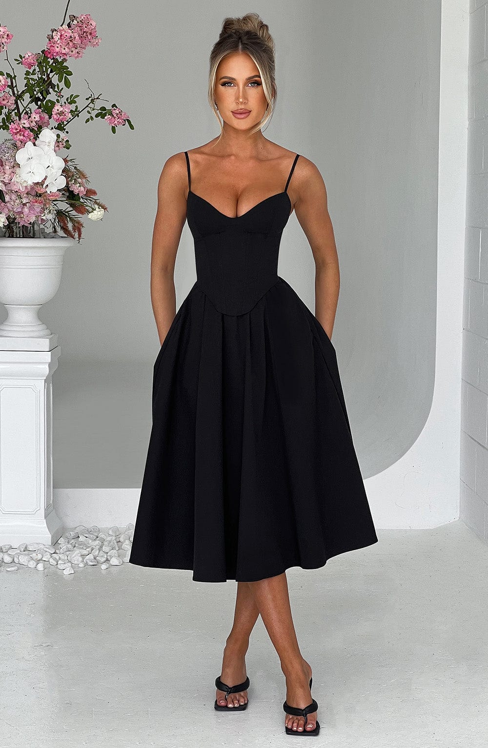Vestido Midi Mariella - Negro