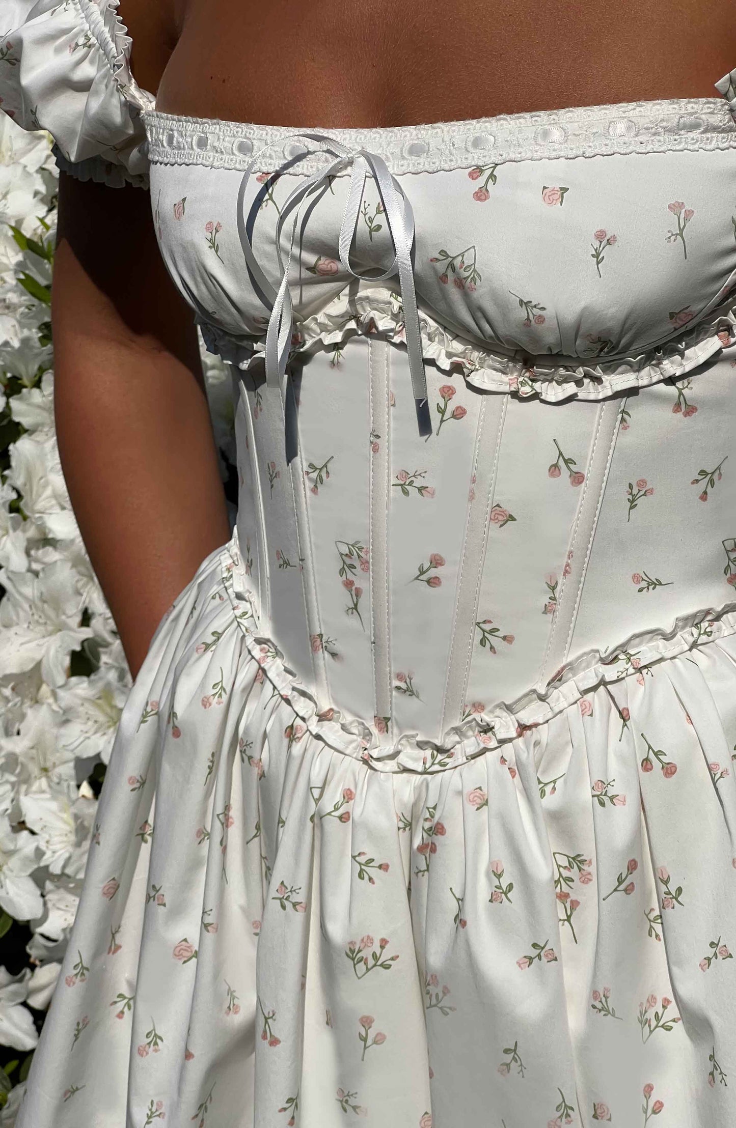 Vestido Mini Penelope - Estampado Floral en Tonos Rosa