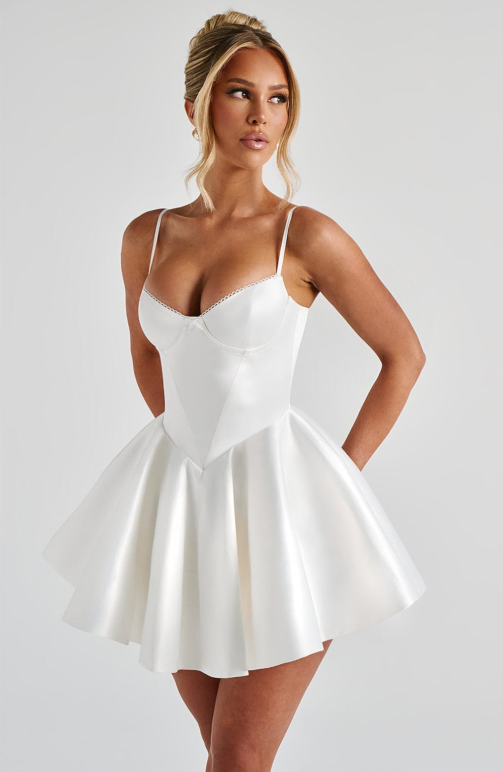 Vestido Mini Poppy - Marfil