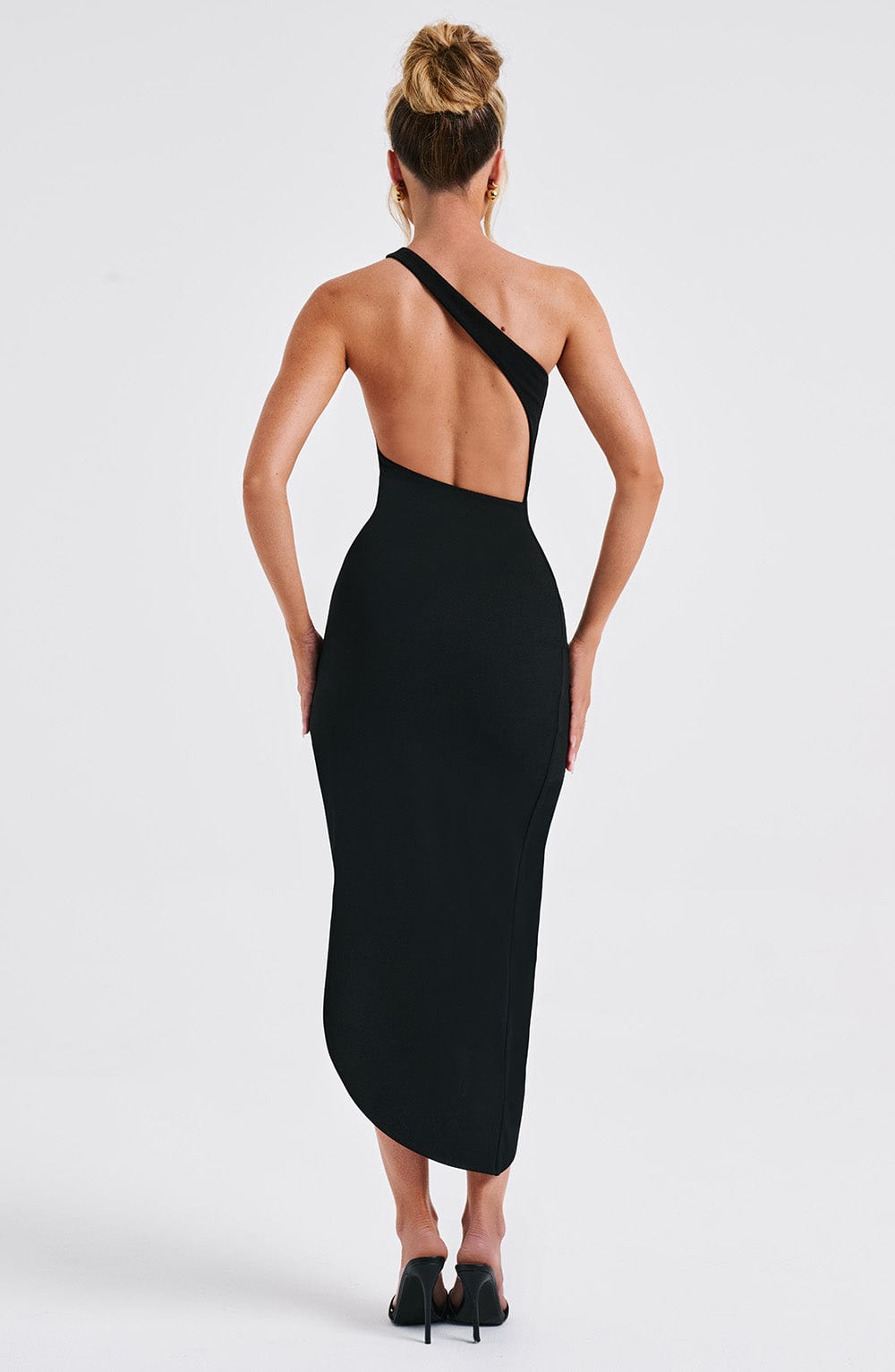 Vestido Midi Saffira - Negro