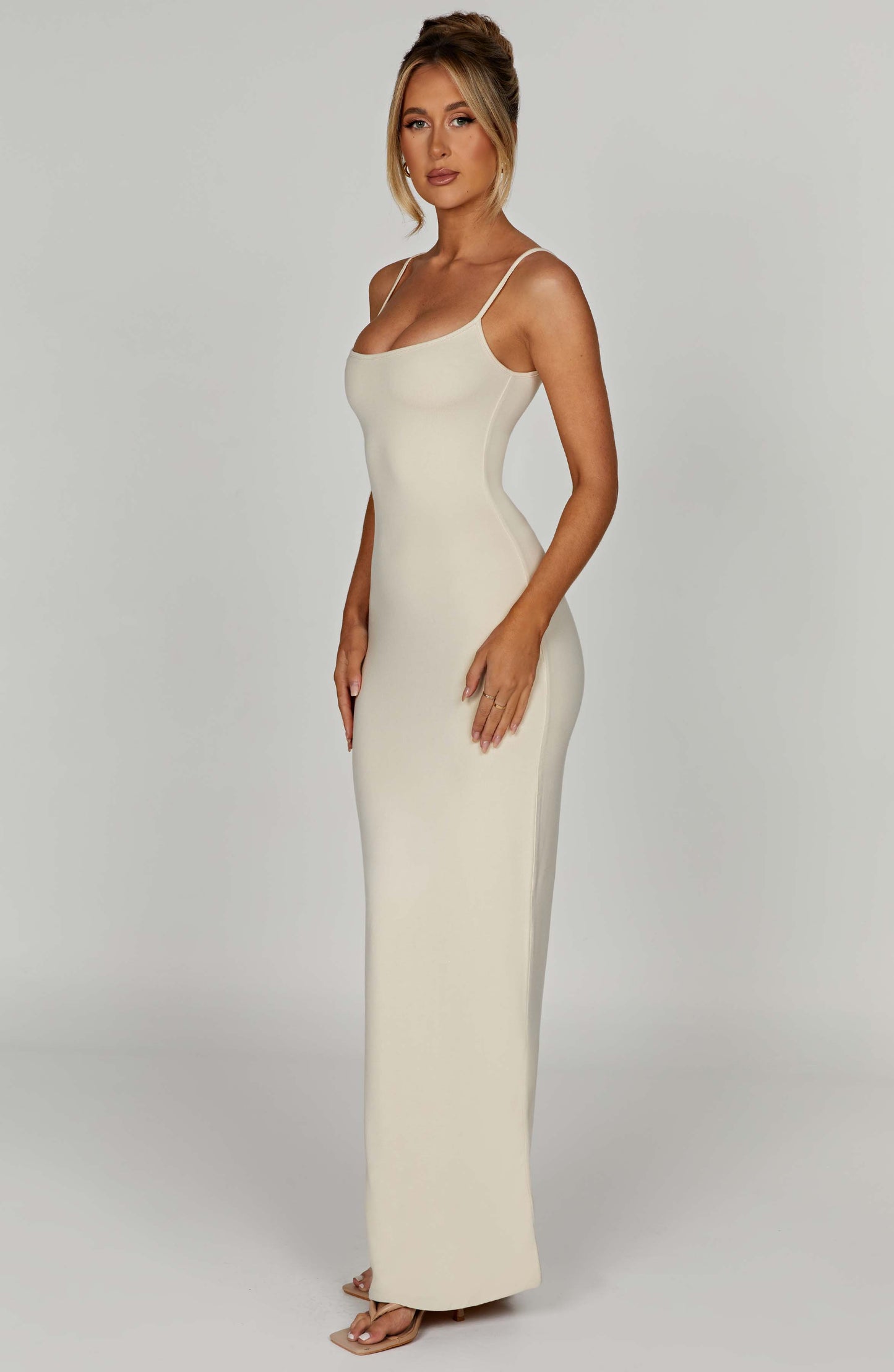 Vestido Maxi Saskia - Crema