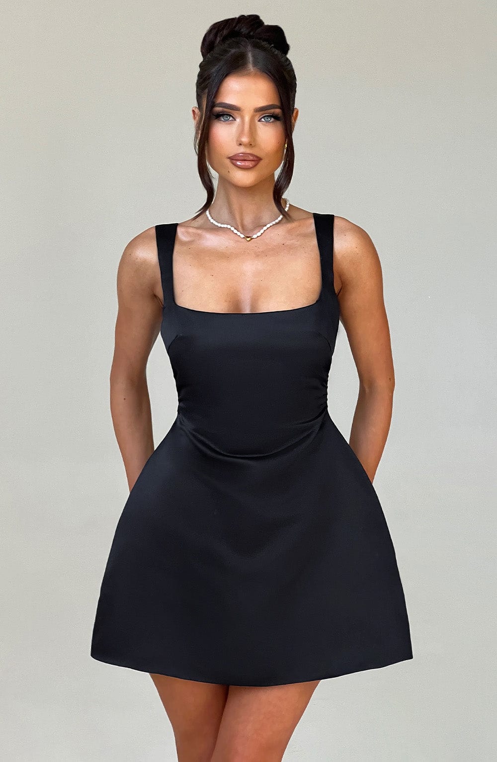 Vestido Mini Sofie - Negro
