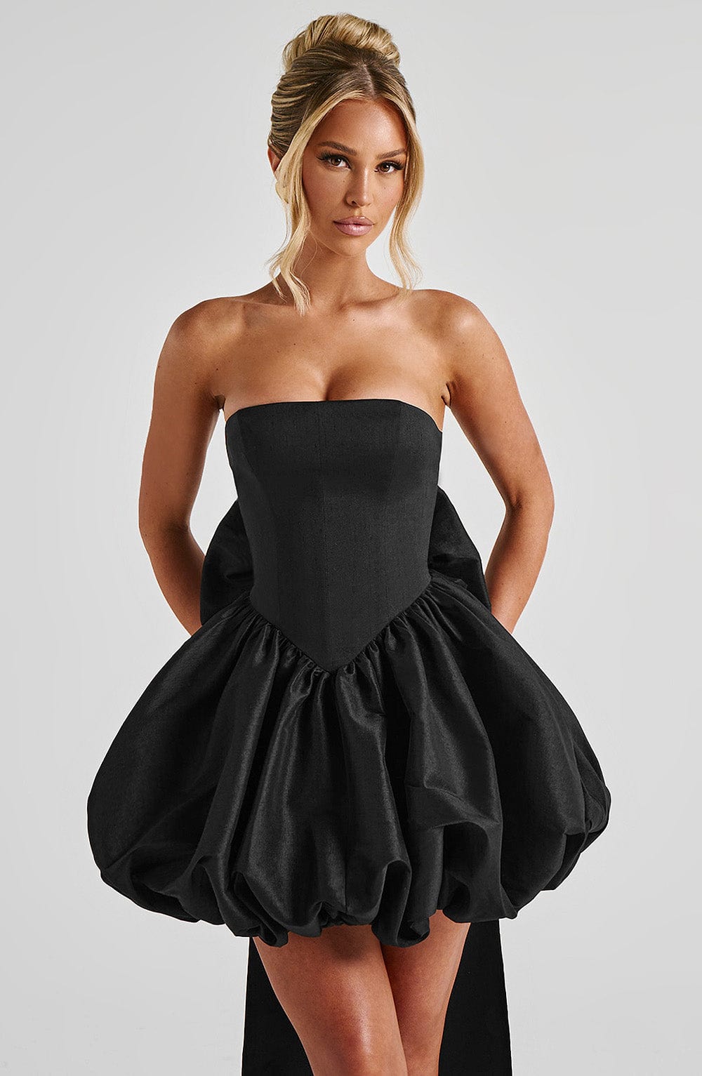 Vestido Mini Lotus - Negro