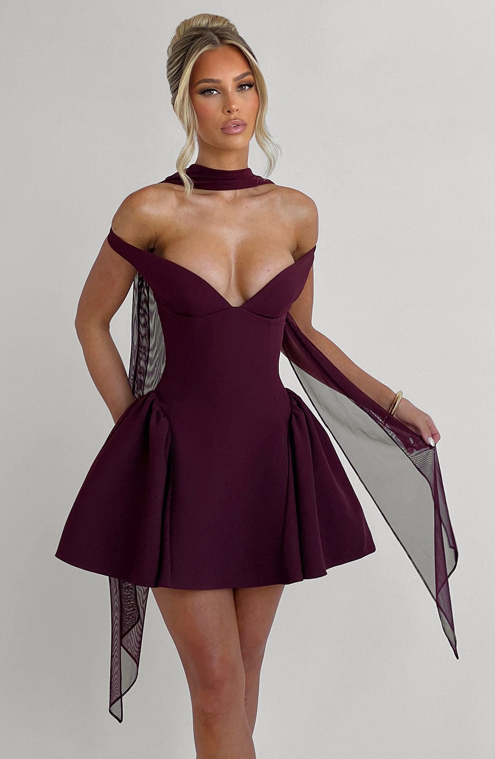 Vestido Mini Marla - Laca Cereza