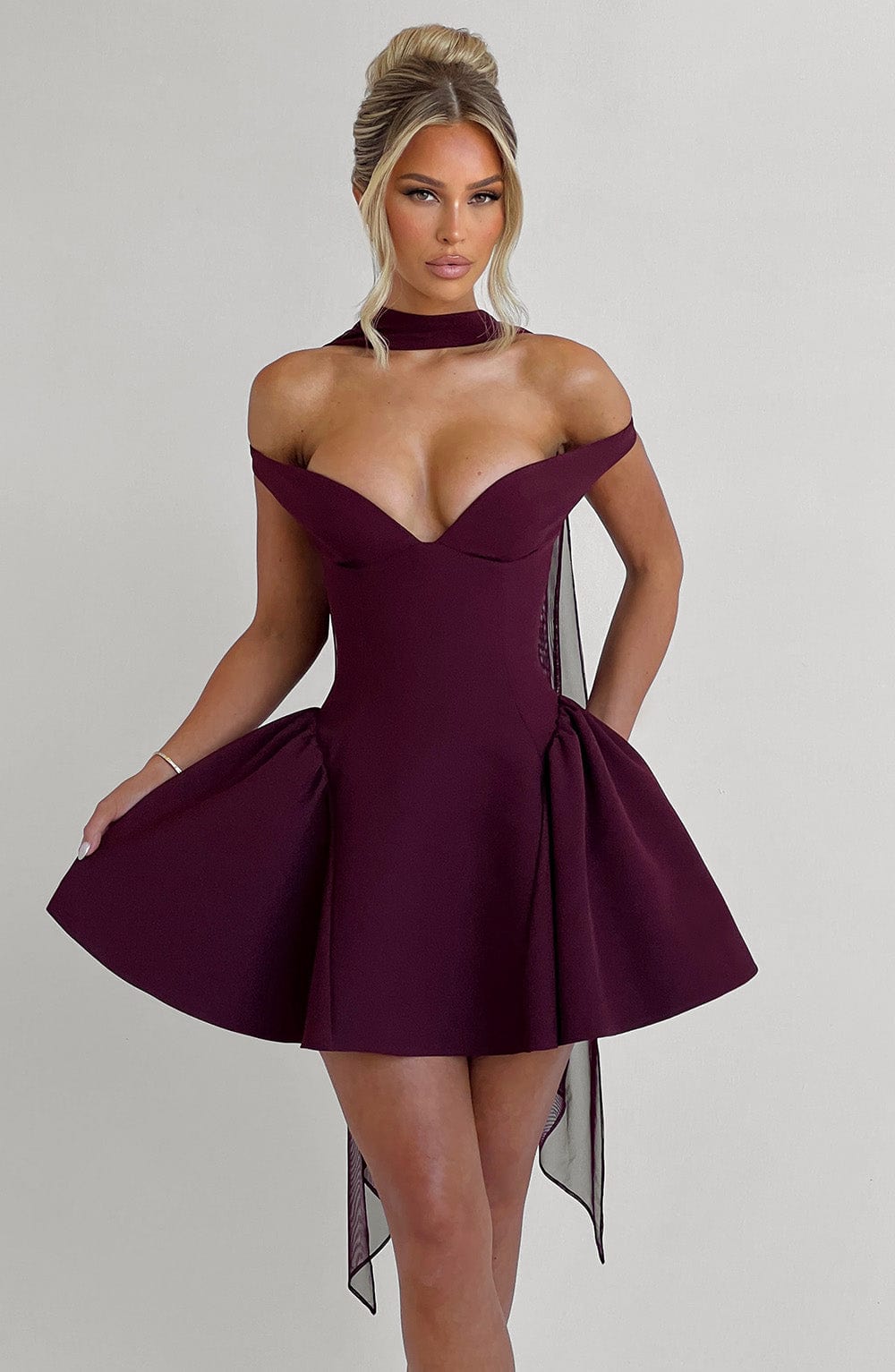Vestido Mini Marla - Laca Cereza